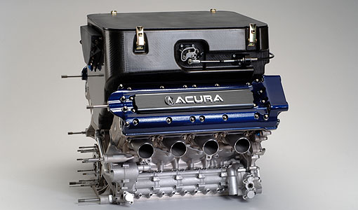 與Acura ALMS概念賽車一同展出的V8引擎,出自北美Honda專精賽車引擎開發的HPD隻手。